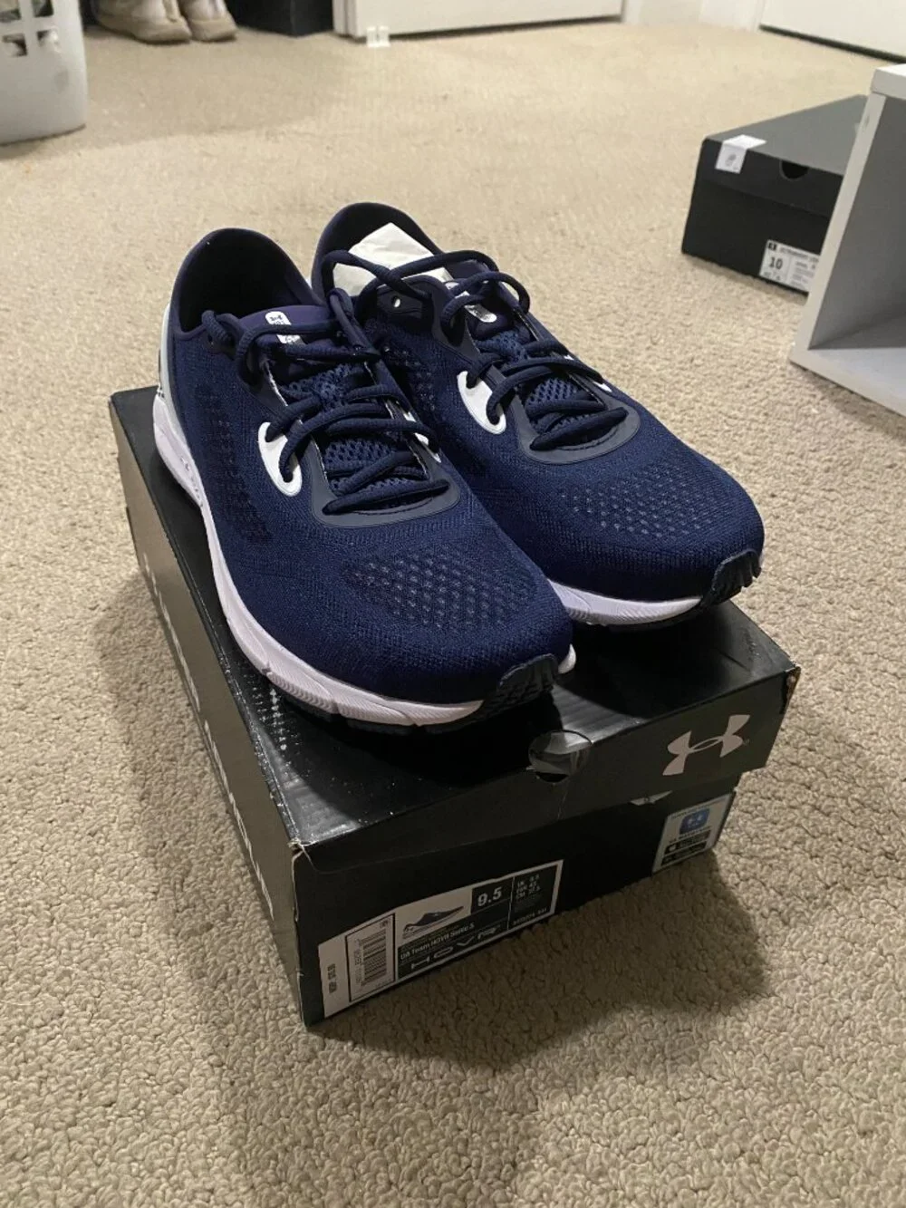 Under Armour HOVR Sonic 5 Shoe